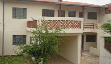 C1052 1.JPG